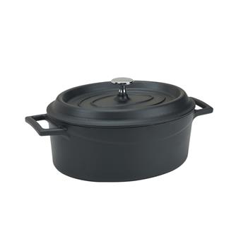 Oval matt black casserole dish 25 x 20 cm