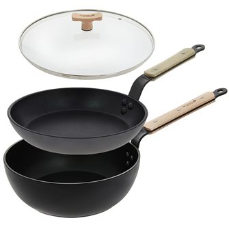 Set stove 24 cm and sauté pan 28 cm with non-stick induction lid ultra resistant tail steel and wood made in France